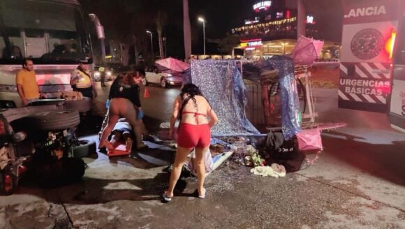 img_5167-1.jpg EMBISTE UN BORRACHO CON CHEVROLITA A UNA CALANDRIA.